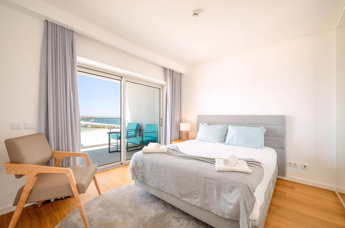 Appartement entier, Guestready - Golden sea view retreat in Praia do Ouro, Sesimbra