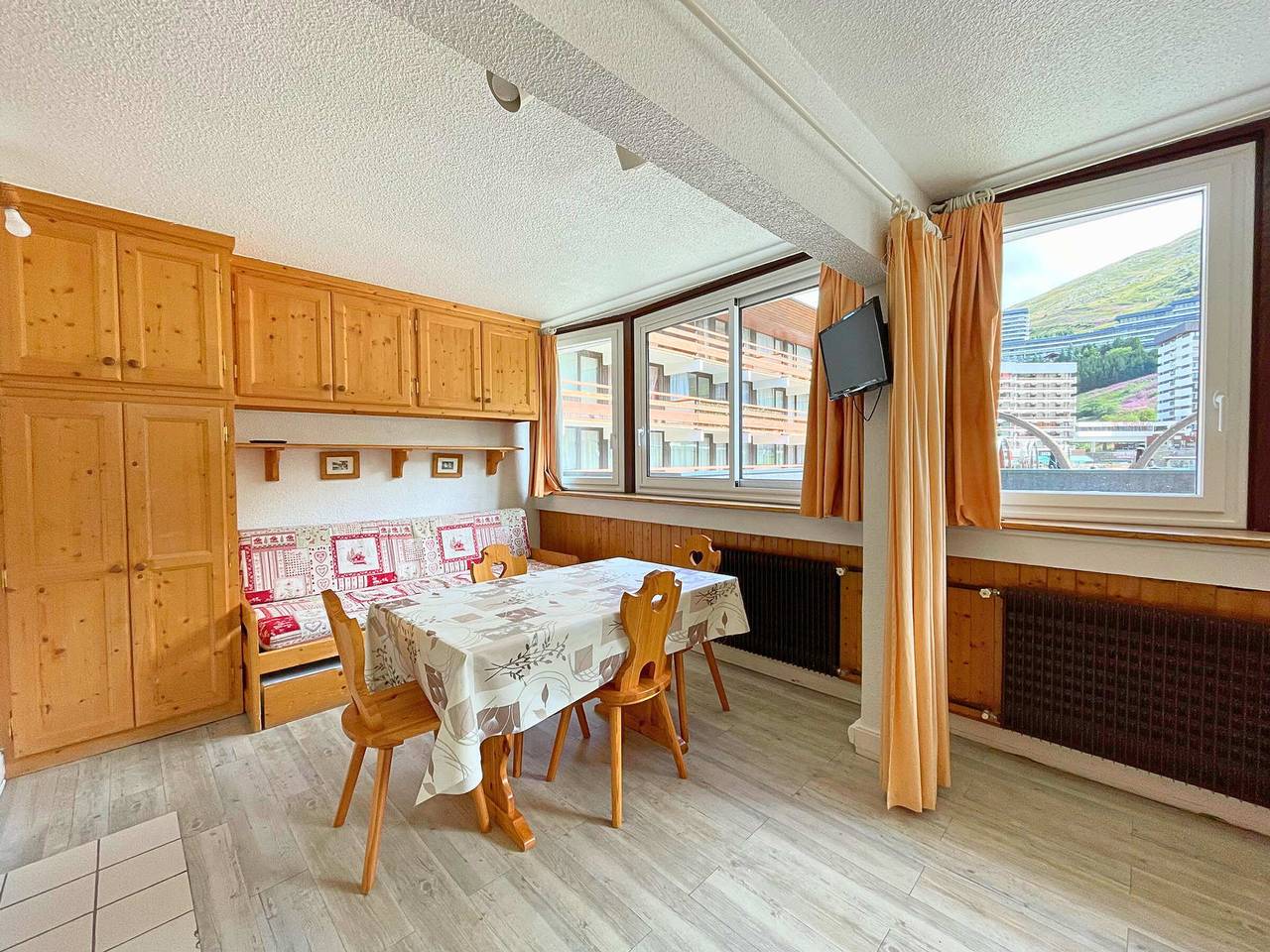 Ganzes Studio, Les Menuires Studio für 4 Pers, Haustiere erlaubt und Skiraum in Les Menuires, Saint-Martin-de-Belleville
