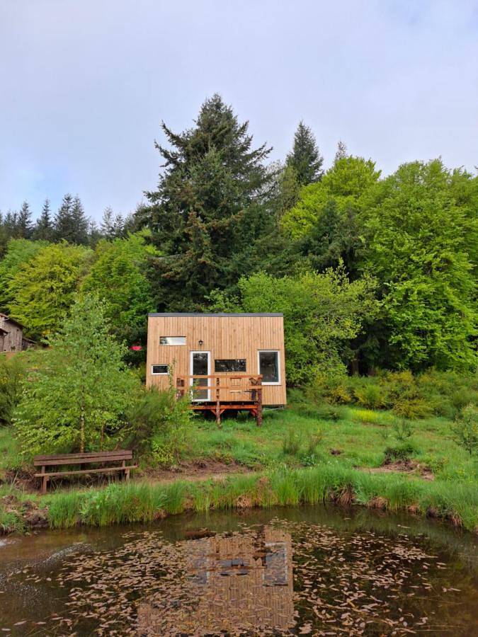 Camping pour 2 personnes, avec Terrasse ainsi que Jardin et Piscine