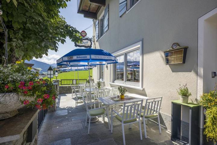 BnB für 4 Personen, mit Garten und Ausblick sowie Terrasse im Brixental - 2