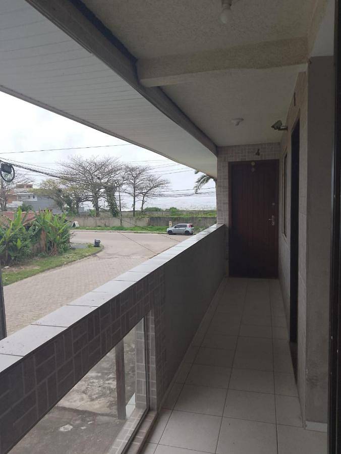 Casas e apartamentos de temporada para 4 pessoas, com vista e balcão em Guaratuba