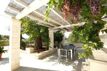 Agriturismo per 5 Persone in Cisternino, Valle D'Itria, Foto 2