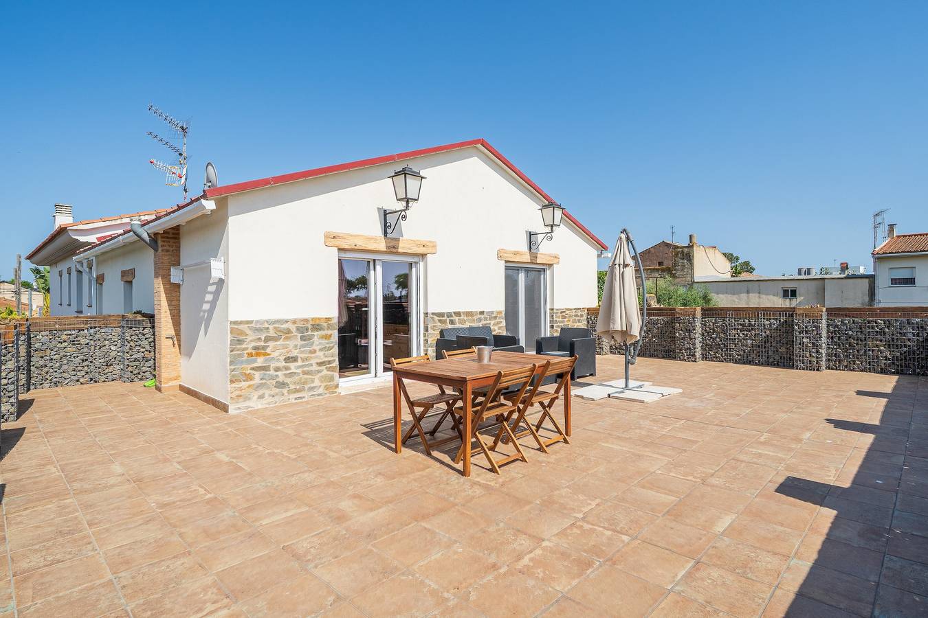 Casa de vacaciones Casa rural Maño con piscina compartida y jardín in La Cava, Tierras del Ebro