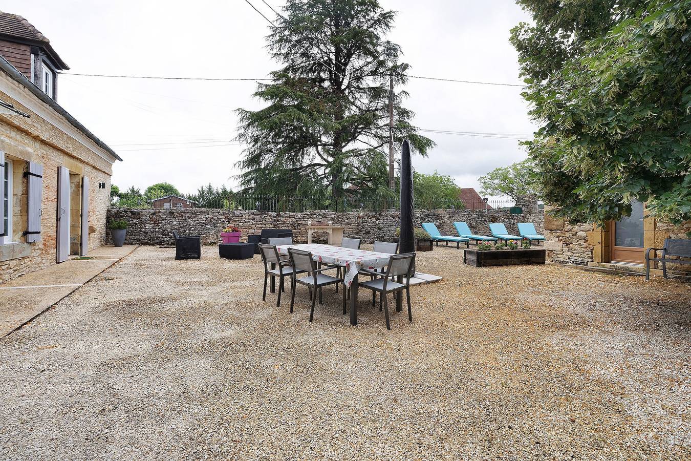 Gîte du Pas de la Mignonne avec piscine privée, Wi-Fi et climatisation in Excideuil, Périgord Vert