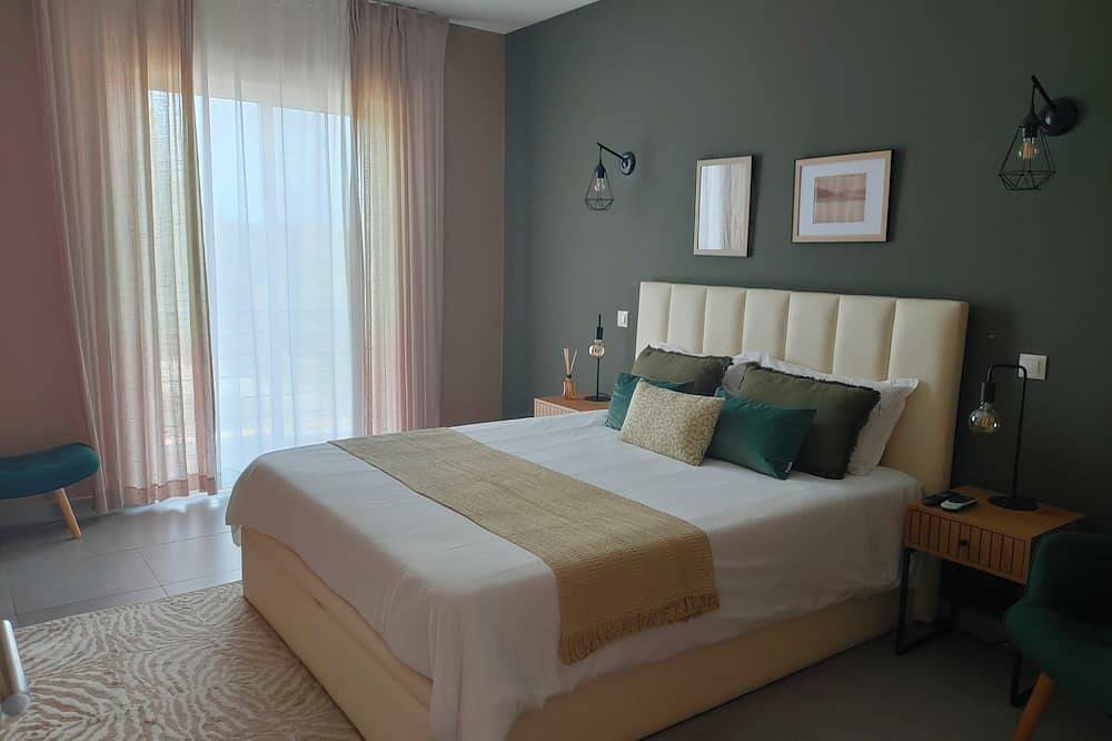 Quiet Algarve villa near Albufeira & branches with prívate pool Bbq terrace in Algoz, Faro Distrikt