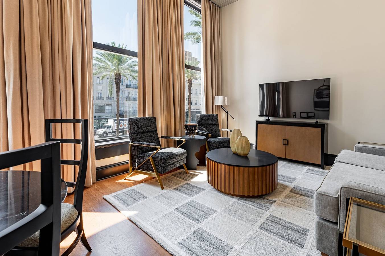 Apartamento entero, 2Br Sweeping Downtown Views & Walk to Bourbon | The Mayfair in Storyville (New Orleans), New Orleans