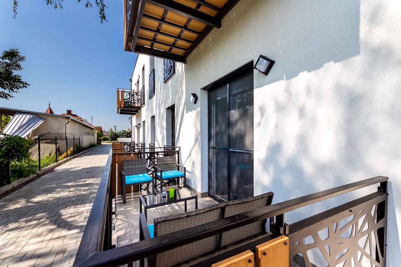 Ganze Ferienwohnung, Ferienwohnung Neue, modern eingerichtete Wohnung mit Klimaanlage, Waschmaschine, Geschirrspüler, Wlan  in Balatonmariafürdö, Plattensee Südufer