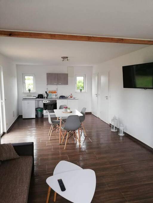 Ferienhaus für 4 Personen, mit Terrasse und Garten in Mönkebude - 4