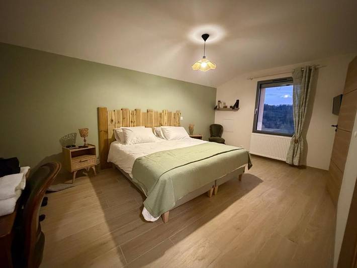 Maison d’hôte pour 4 personnes, avec piscine ainsi que vue et jardin dans Nantua - 2