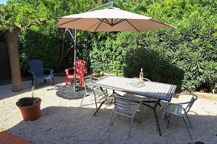 Maison de vacances pour 4 personnes, avec piscine ainsi que jardin et terrasse à Maussane-les-Alpilles