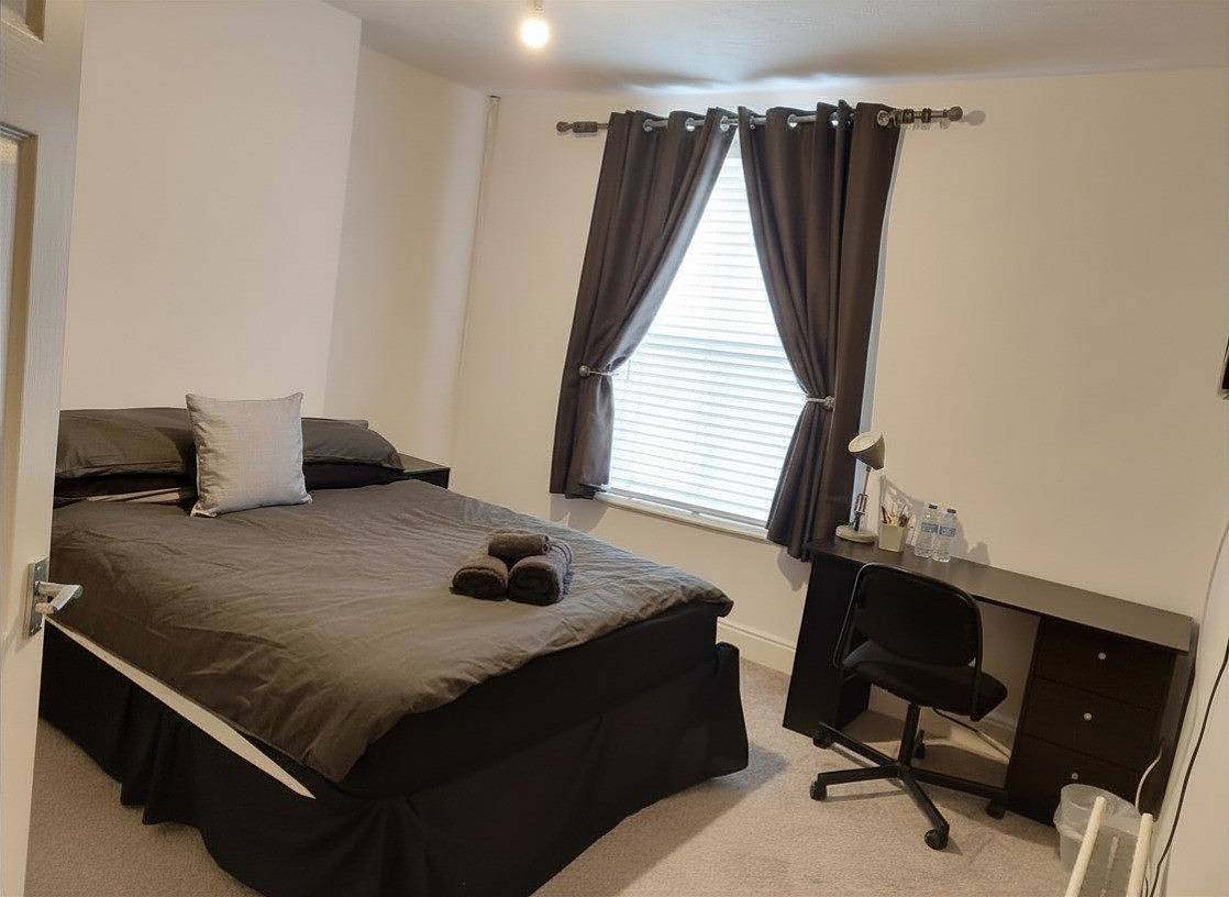 2Br-Sleeps3 -Family Friendly -Free Parking -Garden in Nottingham, East Midlands