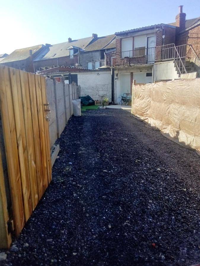 Gîte pour 2 personnes, avec vue et terrasse à Aulnoye-Aymeries - 3