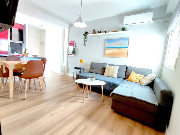 Apartamento vacacional entero, Am30: acogedor apartamento cerca del centro in Málaga Centro, Málaga