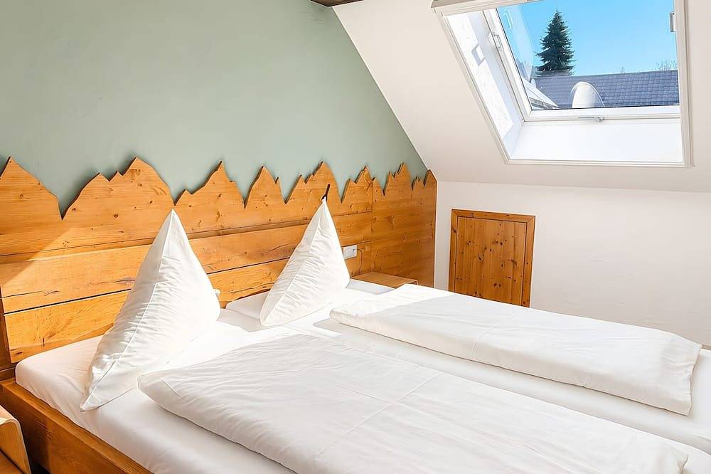 Ganze Wohnung, Doppelzimmer mit Frühstück, kostenlosem Wlan & Parkplatz, nahe Stadtzentrum in Gengenbach, Kinzigtal