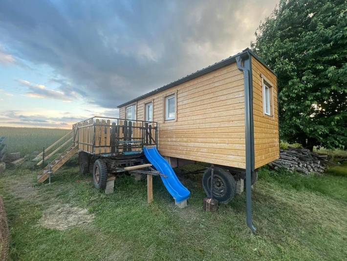 Camping für 4 Personen, mit Ausblick und Terrasse sowie Garten, mit Haustier in Sachsen