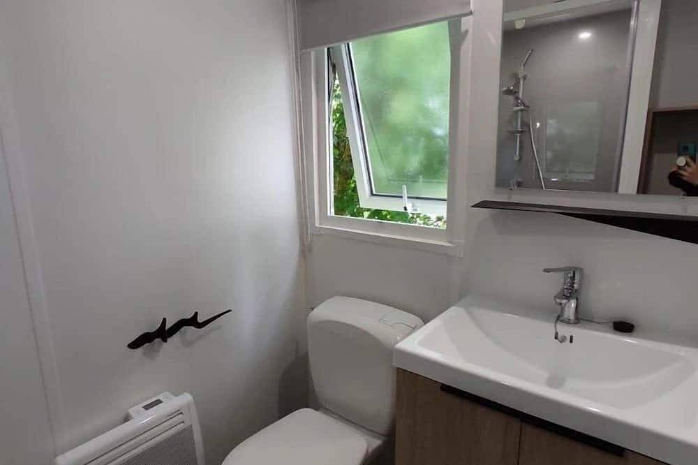 Zecamping 3 étoiles locatif Tv 2 pers in Pouzauges, Fontenay-le-Comte