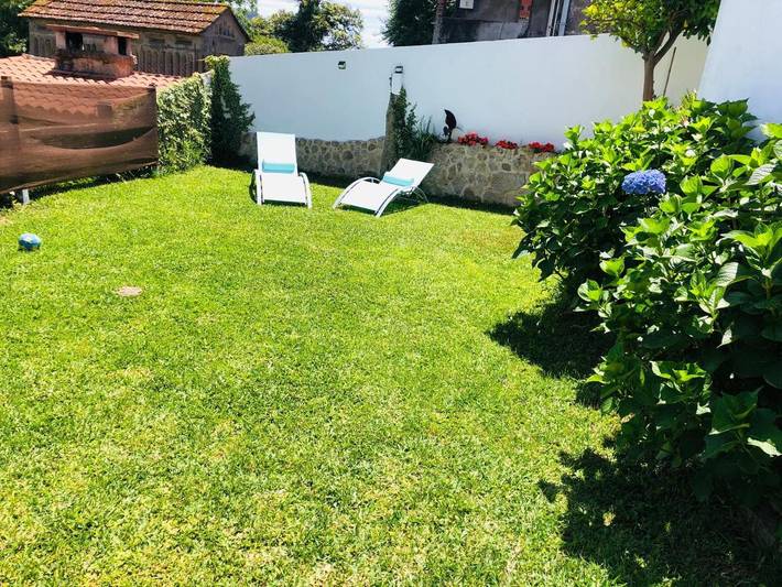 Location de vacances pour 5 personnes, avec Balcon ainsi que Terrasse et Jardin à Pontevedra