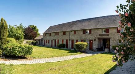 Hôtel pour 2 personnes, avec vue ainsi que terrasse et jardin à Guillerval