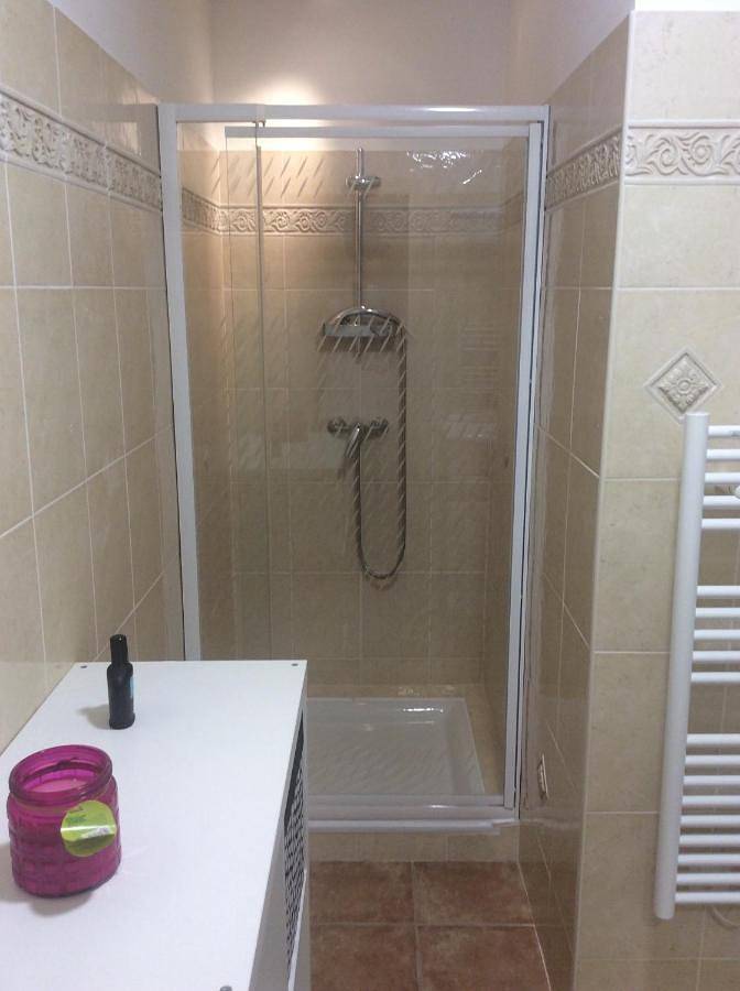 Gîte pour 2 personnes, avec jardin ainsi que piscine et bassin pour enfant à Le Cannet-des-Maures - 4