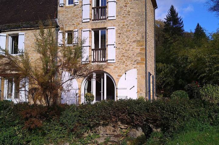 Location de vacances pour 6 personnes dans Castels et Bézenac