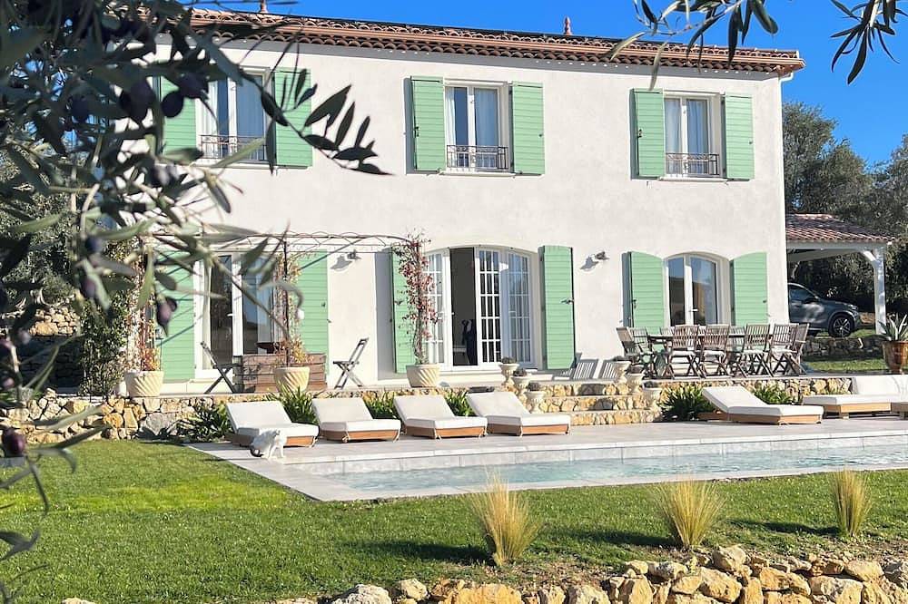 Villa pour 6 Personnes dans Montauroux, Région de Draguignan