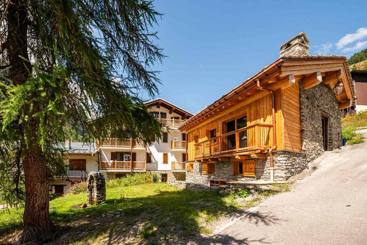 Casa de vacaciones para 12 personas, con terraza y vistas en Tignes