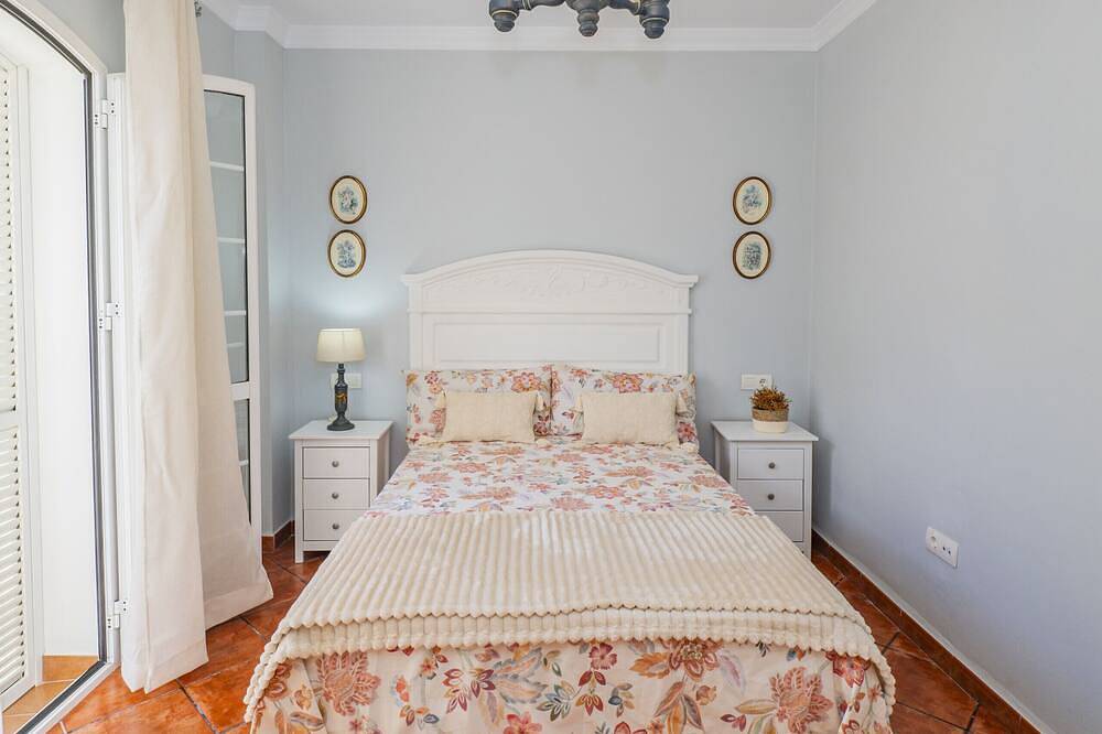 Ganze Wohnung, Cubo's Apartamento Gongora B / Klimaanlage / kostenloses Wlan / städtisch in Alhaurín el Grande, Málaga Provinz