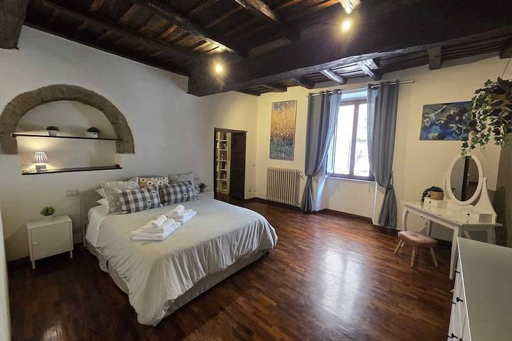 Appartamento intero, \"Vicolo del Borgo\" ..in pieno centro vivi la magia del medioevo in Viterbo, Provincia di Viterbo