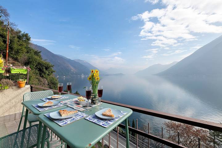 Ferienhaus für 4 Personen, mit Seeblick und Garten am Comer See