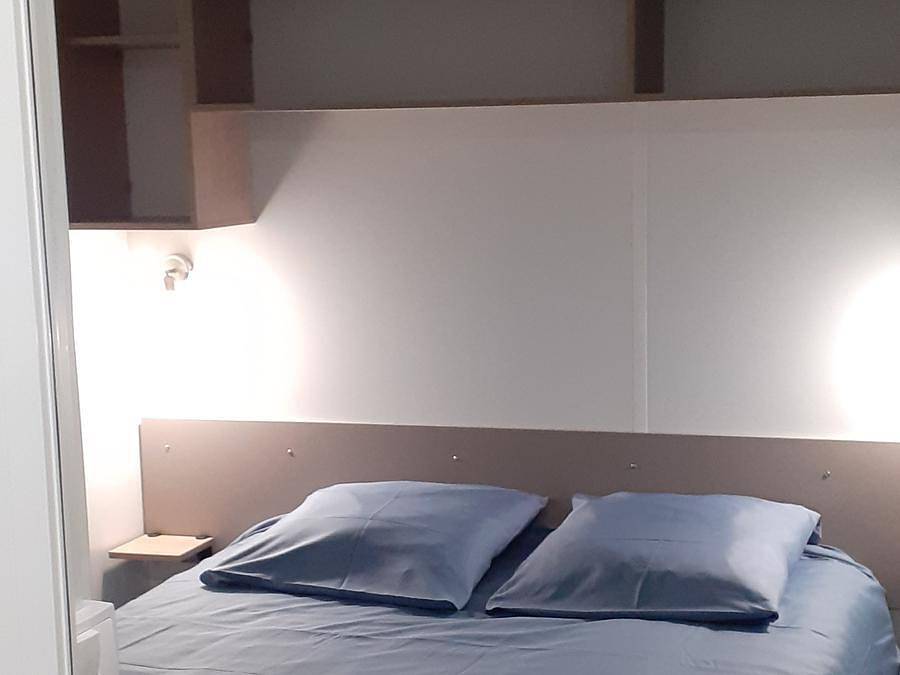 Camping Bellevue - Mobilhome 4 personnes - Catamaran 25m² Terrasse semi-couverte in Hillion, Côte de Goëlo