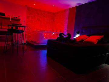Gîte pour 2 personnes, avec jacuzzi à Le Val-d'Ajol