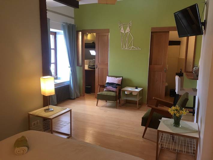 Gîte pour 15 personnes, avec jardin et terrasse en Bourgogne-Franche-Comté - 4