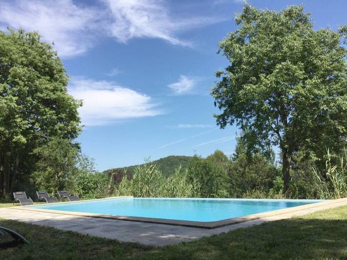 Location de vacances pour 3 personnes, avec piscine ainsi que vue et jardin, animaux acceptés à Santa Pau - 4