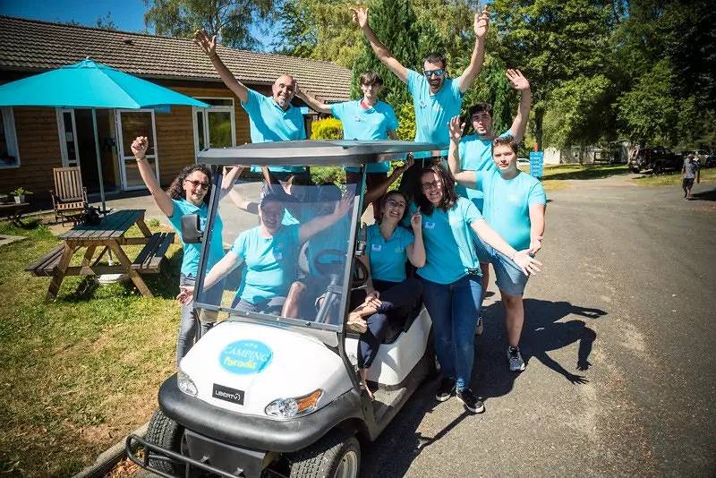 Mobil-home clásica de 4 estancias para 7 personas in Saint-Rémy-sur-Durolle, Parque Natural Regional Livradois-Forez