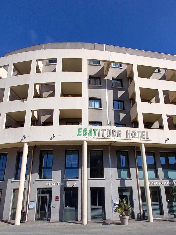 Hôtel pour 3 personnes, avec terrasse