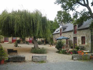 Chambre d’hôte pour 2 personnes, avec jardin en Cotes-d'Armor