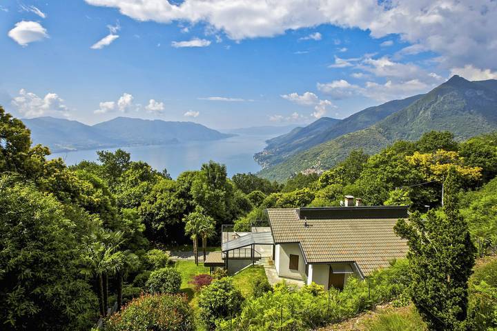 Ferienhaus für 5 Personen, mit Garten und Terrasse sowie Seeblick und Ausblick am Lago Maggiore