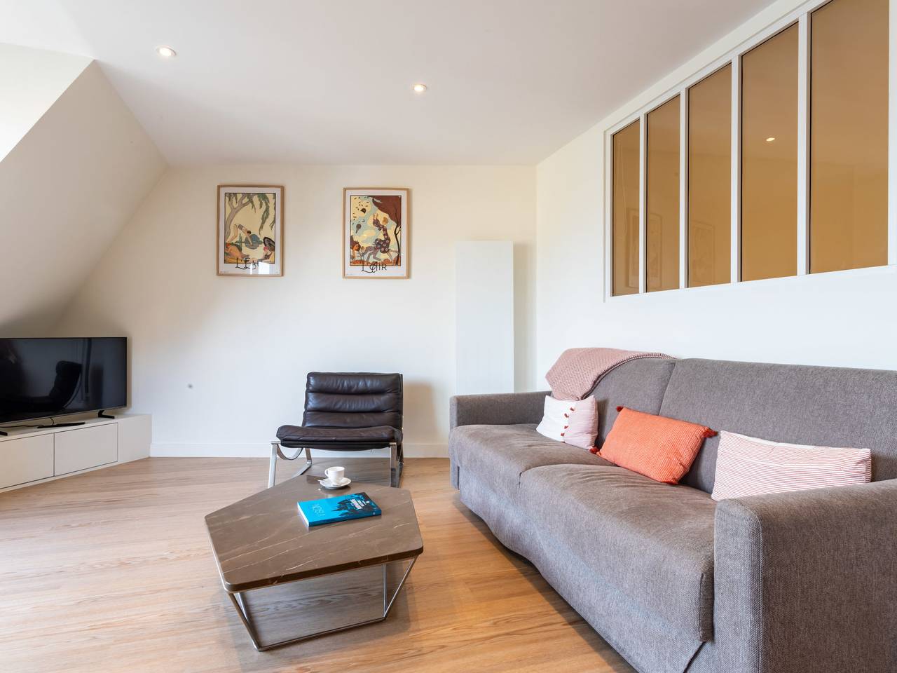 Entire apartment, Le Carrousel des Sports in Deauville, Lisieux region