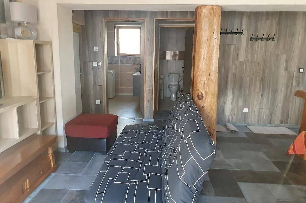 Ganze Wohnung, Appartement Chaleureux à Valcenis Lanslevillard à Proximité de Tous Commerces in Lanslevillard, Region Saint-Jean-de-Maurienne