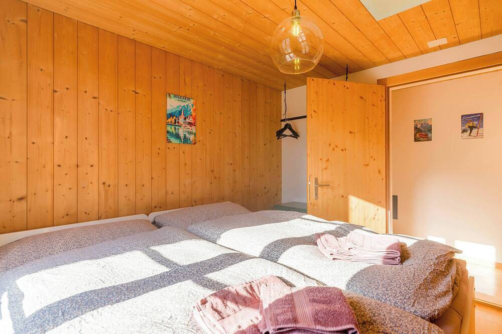 Geheel appartement, Lakefront Apartment in Spiez Bay in Spiez, Meer van Thun