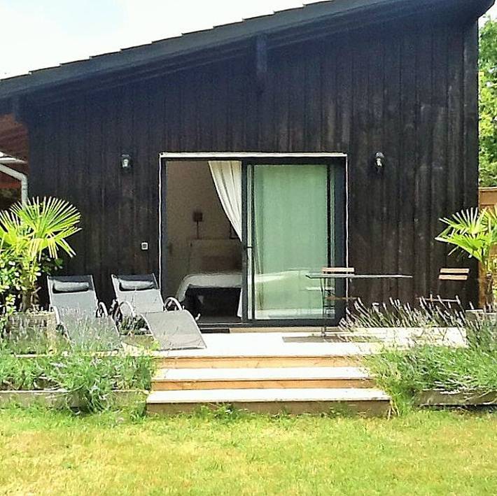 Cottage pour 2 personnes, avec jardin à Lacanau