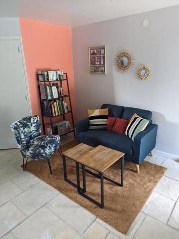 Gîte pour 2 personnes, avec terrasse et vue à Lassay-les-Châteaux