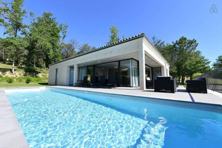 Villa pour 12 personnes, avec Balcon ainsi que Terrasse et Vue