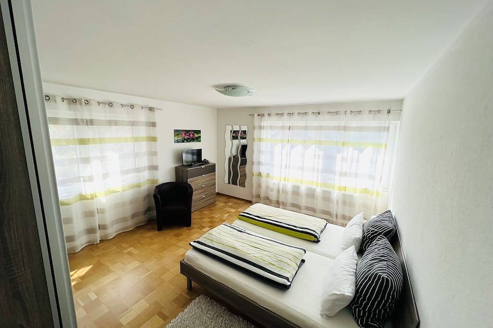 Ganze Wohnung, Moderne u. allergikerfreundl.Ferienwohnung im Herzen des Wieslauftales. 4****Dtv in Rudersberg, Rems-Murr-Kreis
