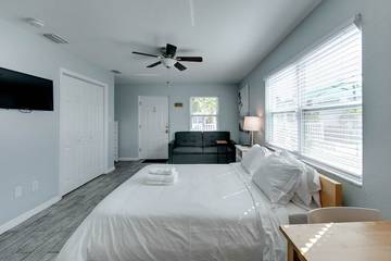 Bungalow for 2 Guests in Treasure Island, Tampa Bay, Picture 3