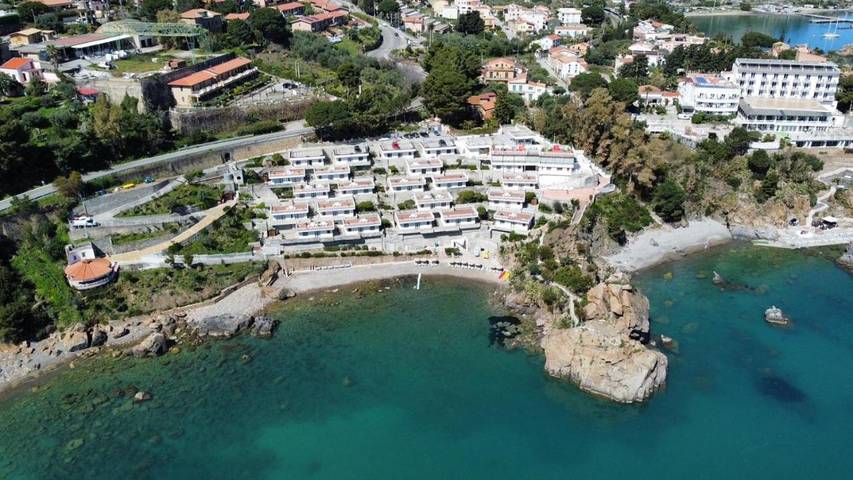 Appart’hôtel pour 2 personnes, avec vue et jardin