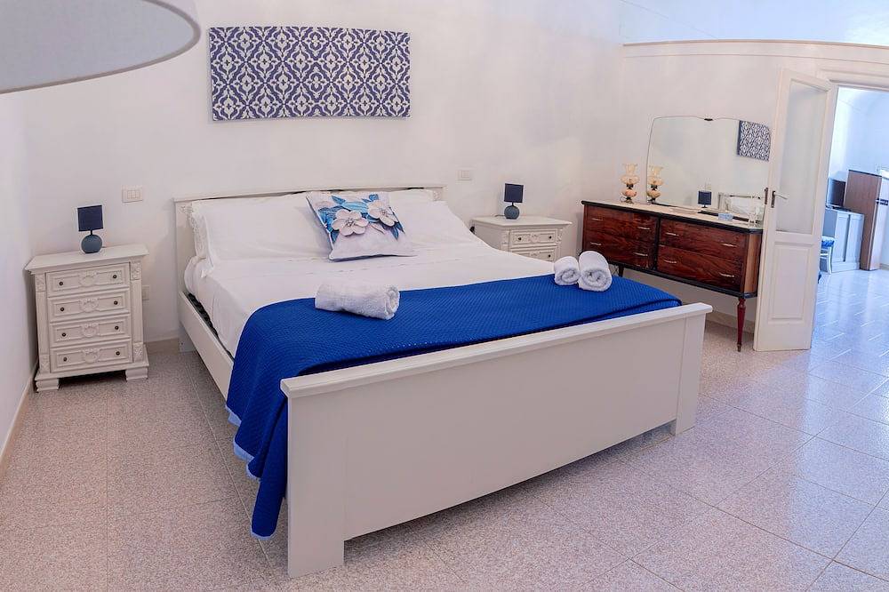 Gargano-mattinata: Casa Mami. Tipica Casetta nel Centro del Paese in Mattinata, Gargano
