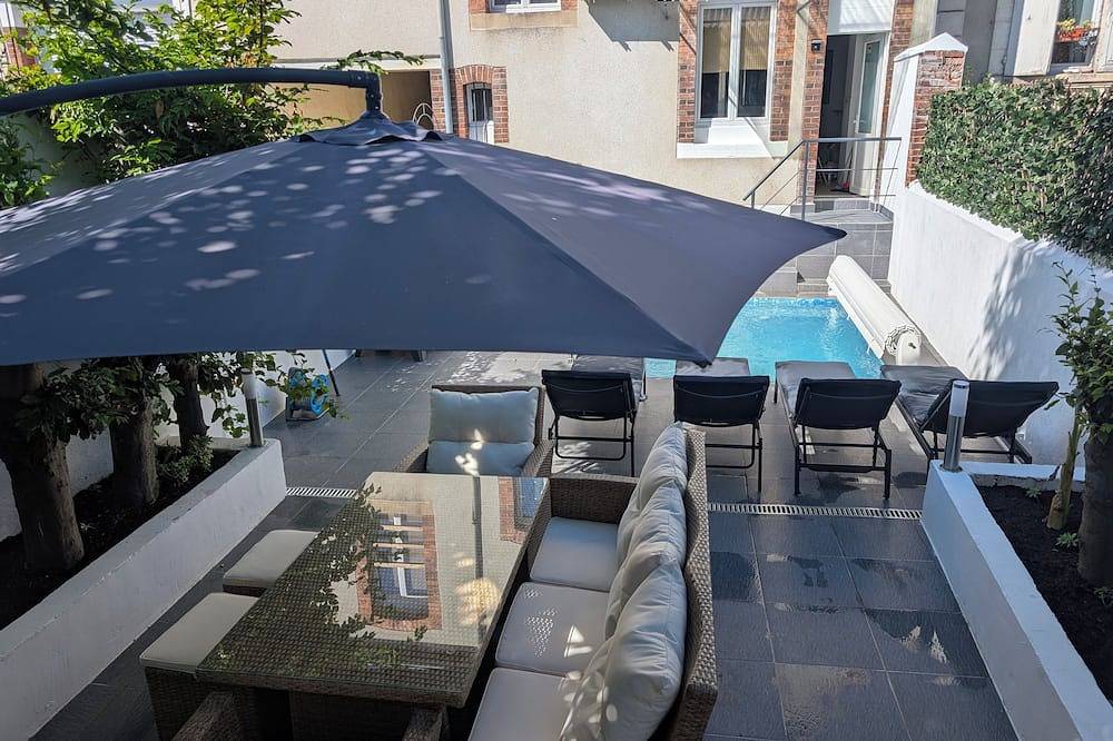 Entire apartment, La Piscine - Villa Valmy - Hypercentre - Railway station in Montluçon, Montluçon region