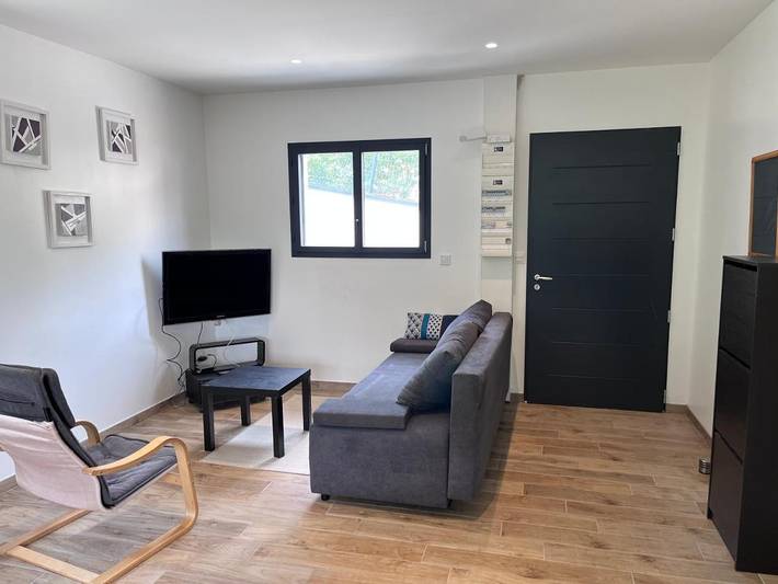 Gîte pour 4 personnes, avec terrasse et vue à Limonest - 2