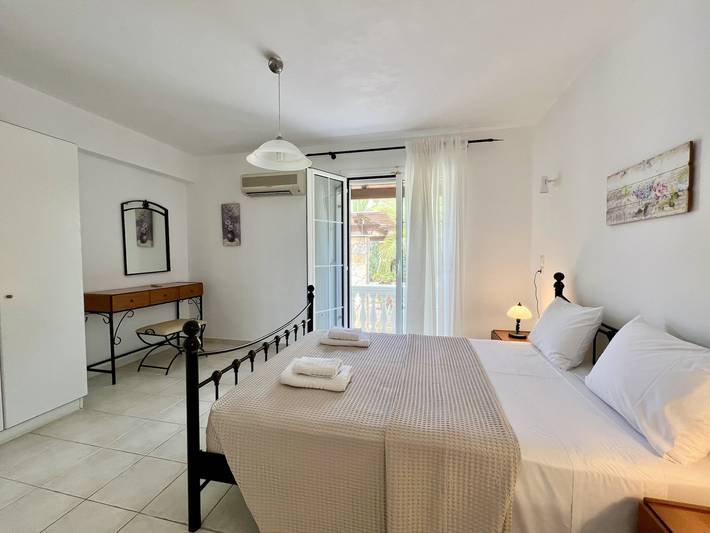 Villa für 5 Personen, mit Balkon und Garten in Kefalonia - 3